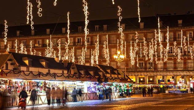 Plaza Mayor Mercados de Navidad Madrid | www.todomadrid.com