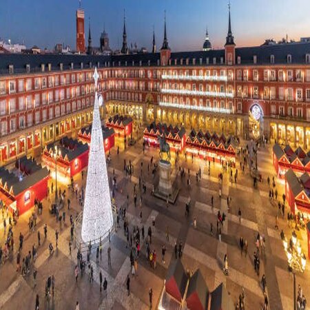 Plaza Mayor Mercados de Navidad Madrid | www.todomadrid.com